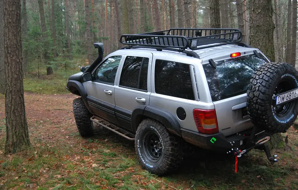 Jakie opony wybrać do Jeep WJ po lift 2 cale, aby uniknąć problemów?