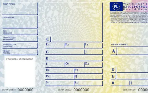 Dowód rejestracyjny z polskimi oznaczeniami, zawierający dane pojazdu, jego przeznaczenie i rok produkcji.